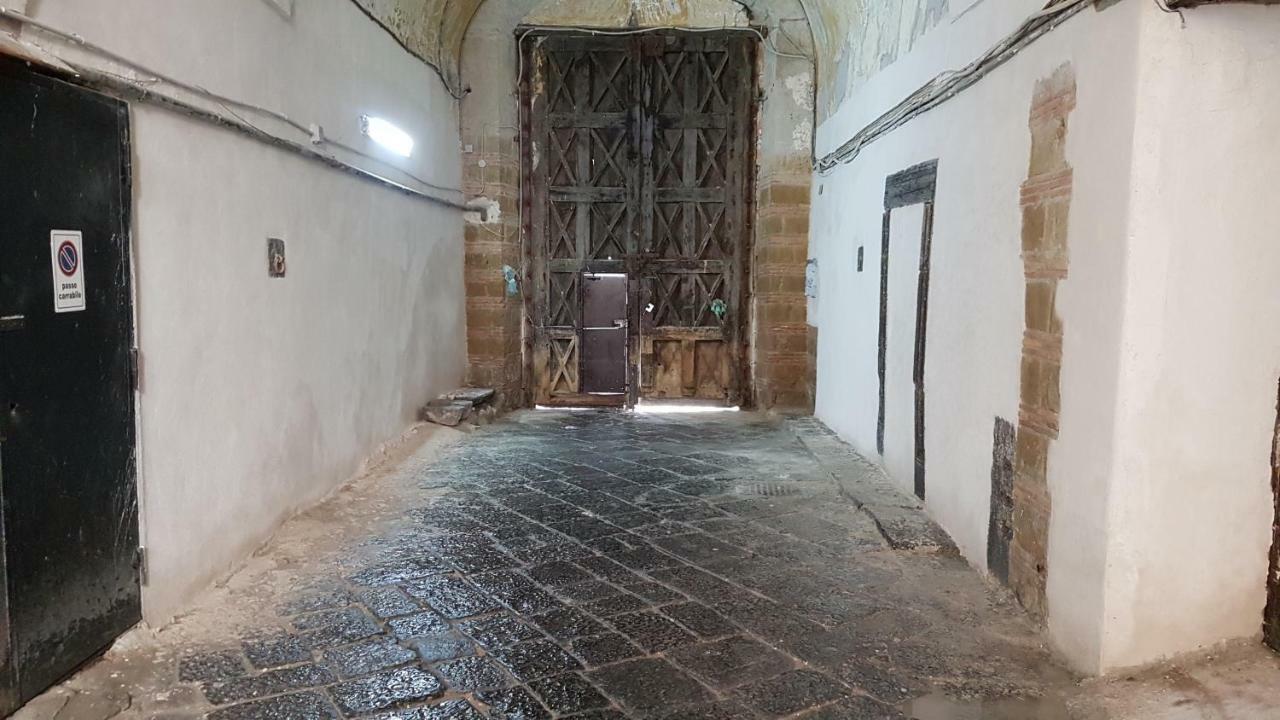 Il Miracolo Bed & Breakfast Naples Exterior photo